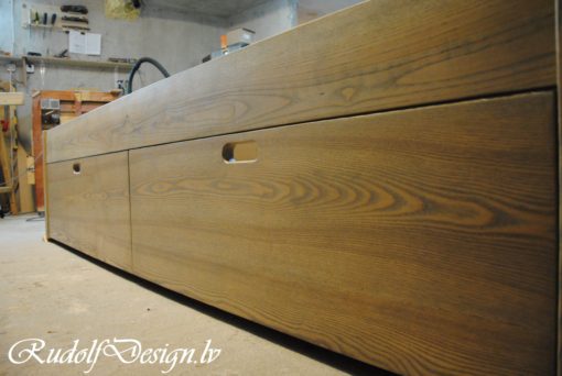 Massivholzbett aus Esche mit Rückenlehne – Bild 4