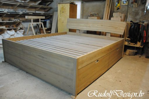 Massivholzbett aus Esche mit Rückenlehne – Bild 8