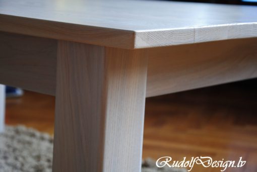 Esche Couchtisch – Bild 4