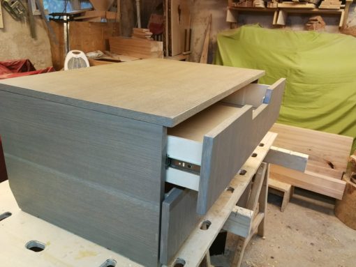 Nachttisch mit Schubladen – Bild 4